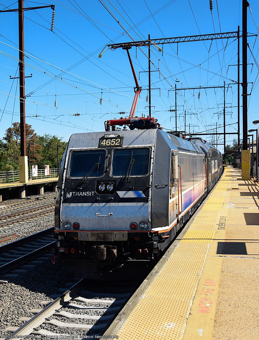 NJT 4652